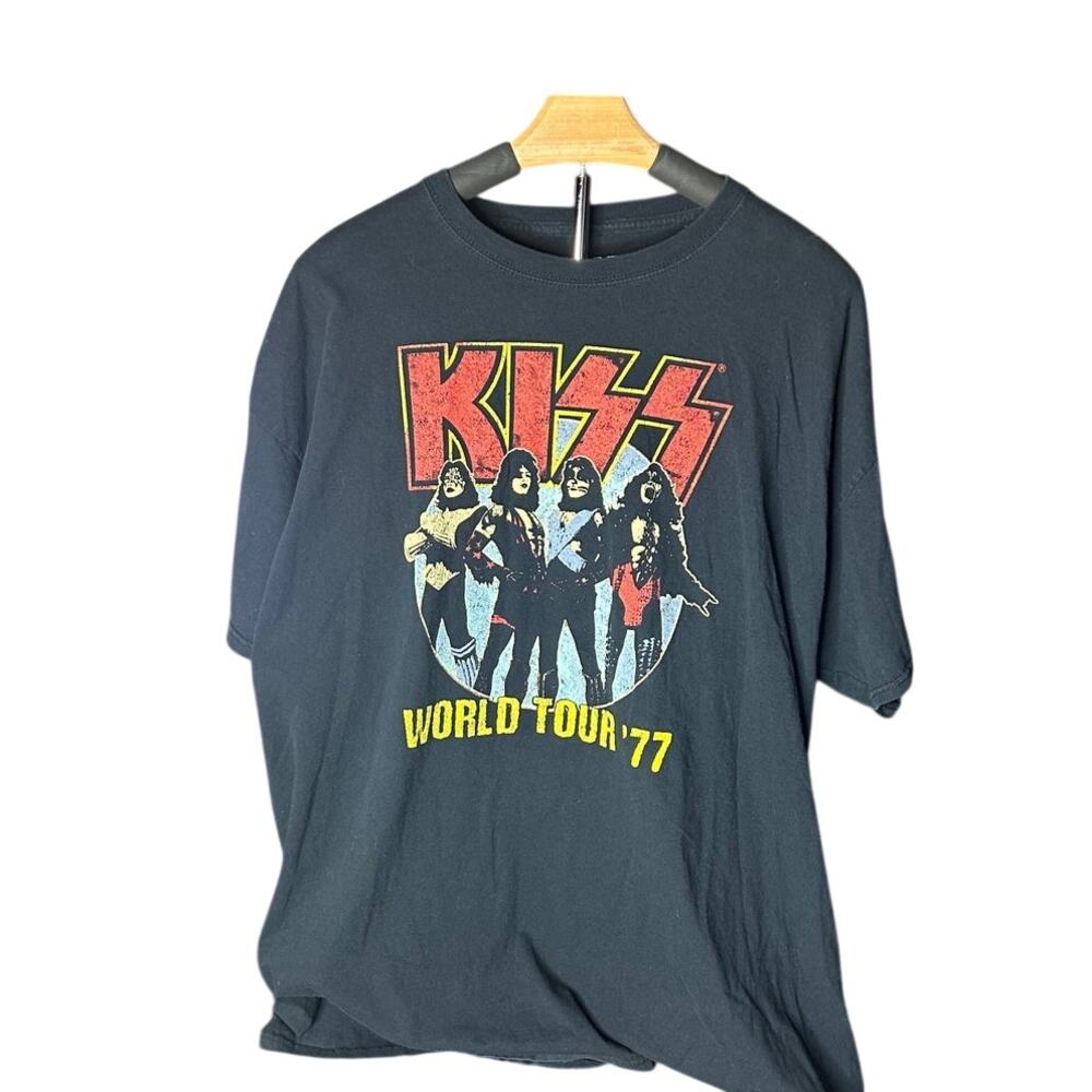 NWOT Kiss World Tour 77 rock band t-shirt men's size 2xl